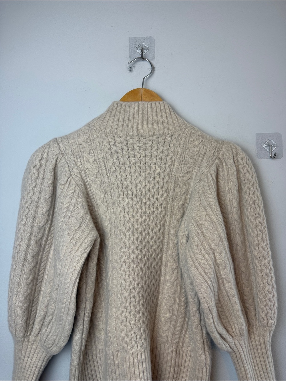 Sea New York Cable Stitch Sweater Extrafine Merino Wool in Barley Small Luxury - Picture 12 of 16